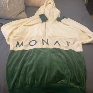 Monat track suit set